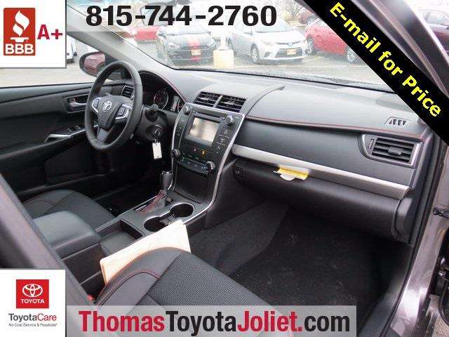 2017 Toyota Camry SE 4dr Sedan